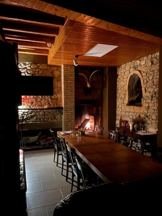 La Garbinada Hotel Torrebeses Eksteriør billede
